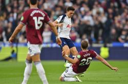 开云足球直播-西汉姆联客场不敌对手，遭遇失利