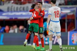 开云在线直播-欧洲球队角逐胜负，晋级欧洲杯关键之战的简单介绍