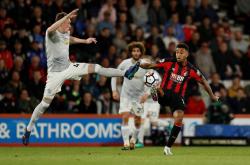 开云体育中国-伯恩茅斯客场战绩不佳，战术调整成为当务之急的简单介绍