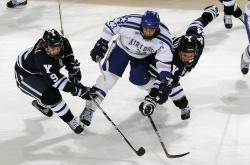 开云体育中国官网-舞台铸就传奇，卡瓦哈尔大场面定律再现，皇马铁闸助白衣军团斩落智利风暴