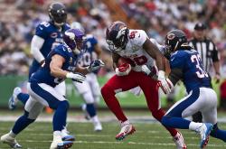 开云体育直播-冰与火之歌，小贾伦关键一球定乾坤，森林狼力克骑士展露獠牙