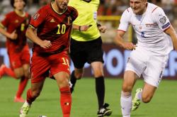 开云官方app入口-勒沃库森鏖战瓦伦西亚，马尔基尼奥斯统治全场的简单介绍