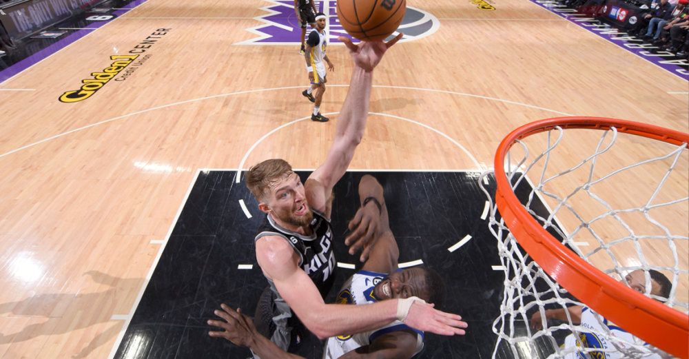 马刺碾压加拿大男篮,萨博尼斯爆发神勇的简单介绍 马刺碾压加拿大男篮,萨博尼斯爆发神勇的简单介绍