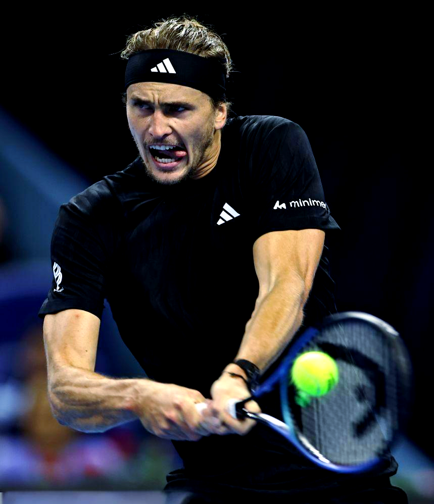 关于德国网球队绝杀英国网球队，兹维列夫制霸全场的信息