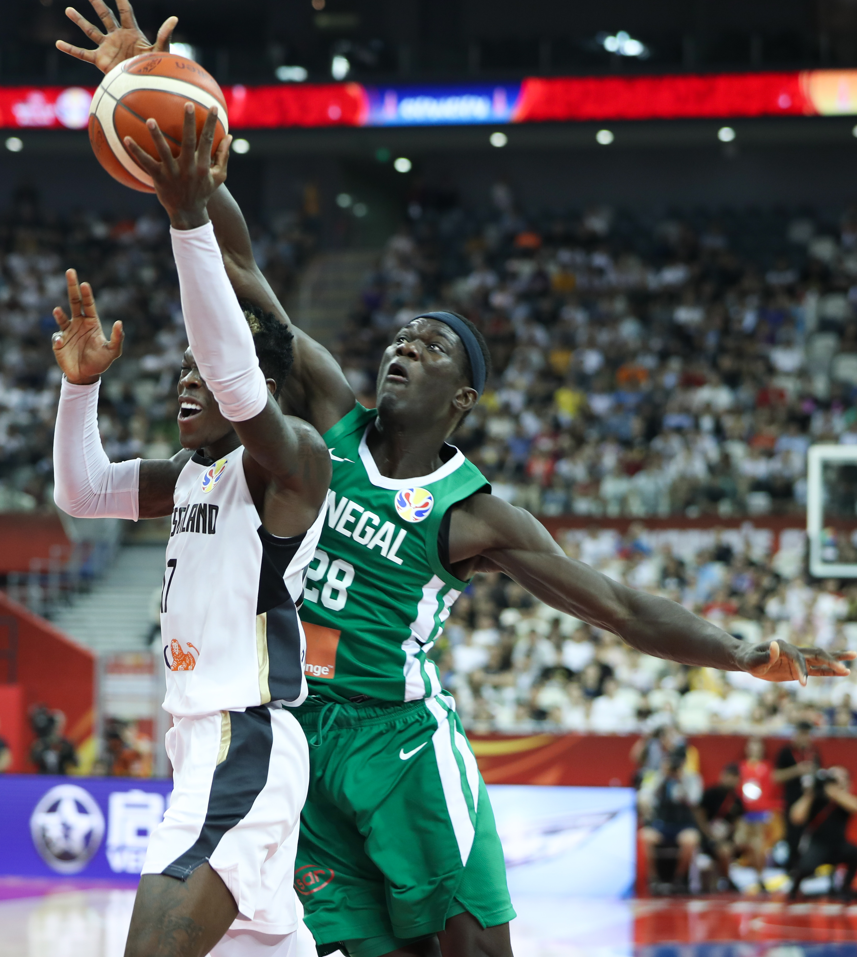 塞内加尔险胜德国,阿尔巴三分雨点燃全场的简单介绍 塞内加尔险胜德国,阿尔巴三分雨点燃全场的简单介绍