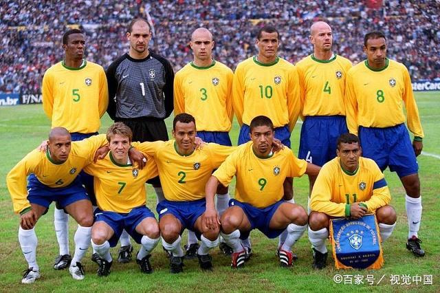 关于阿尔贝维尔队成功击败对手，豪取三分的信息