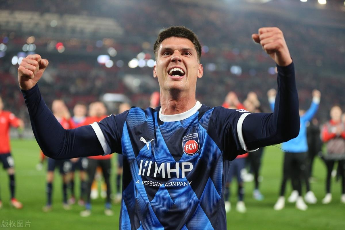 斯图加特客场逆转获胜,摆脱保级压力的简单介绍 斯图加特客场逆转获胜,摆脱保级压力的简单介绍