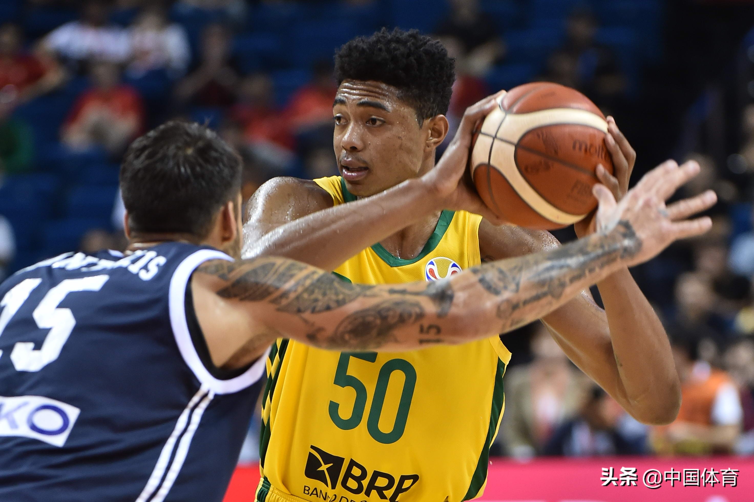湖人B队险胜日本男篮,波尔津吉斯打破历史纪录 湖人B队险胜日本男篮,波尔津吉斯打破历史纪录