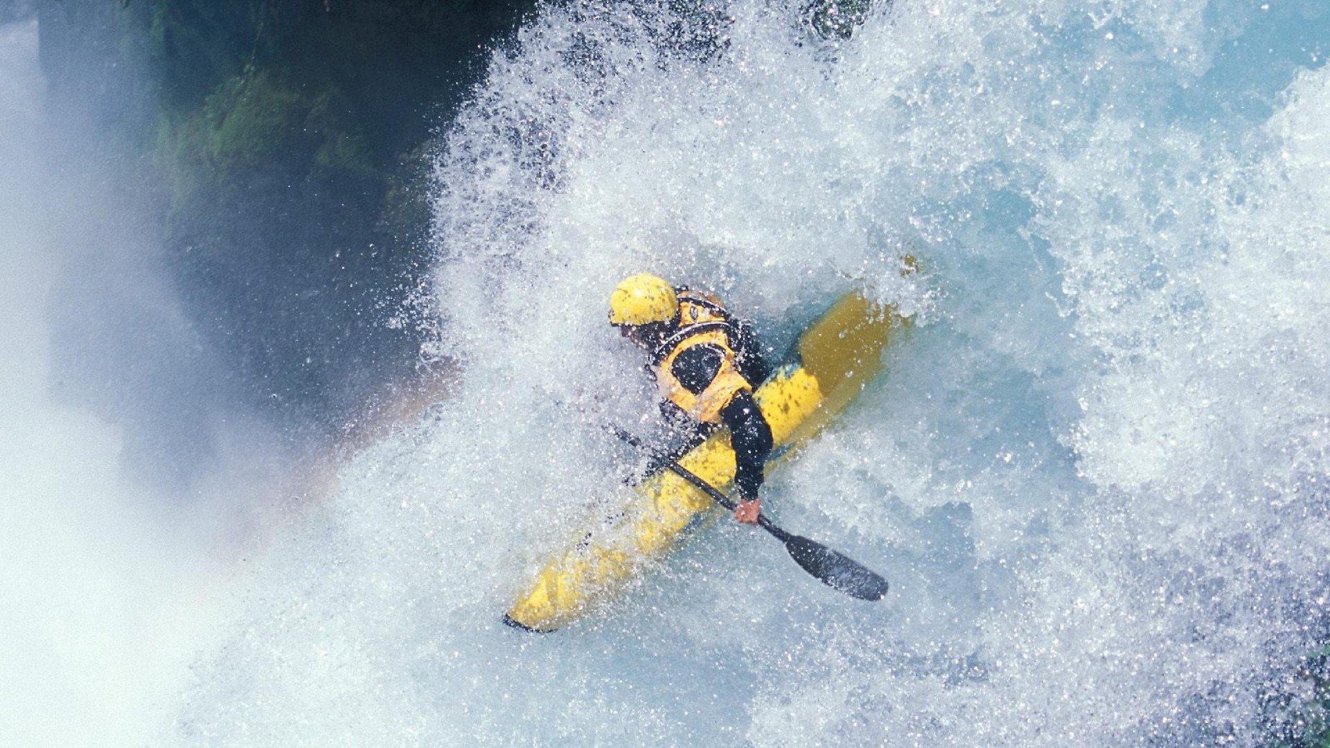 当勒沃库森遇见秘鲁,金玟哉惊艳四座的跨洲足球对话