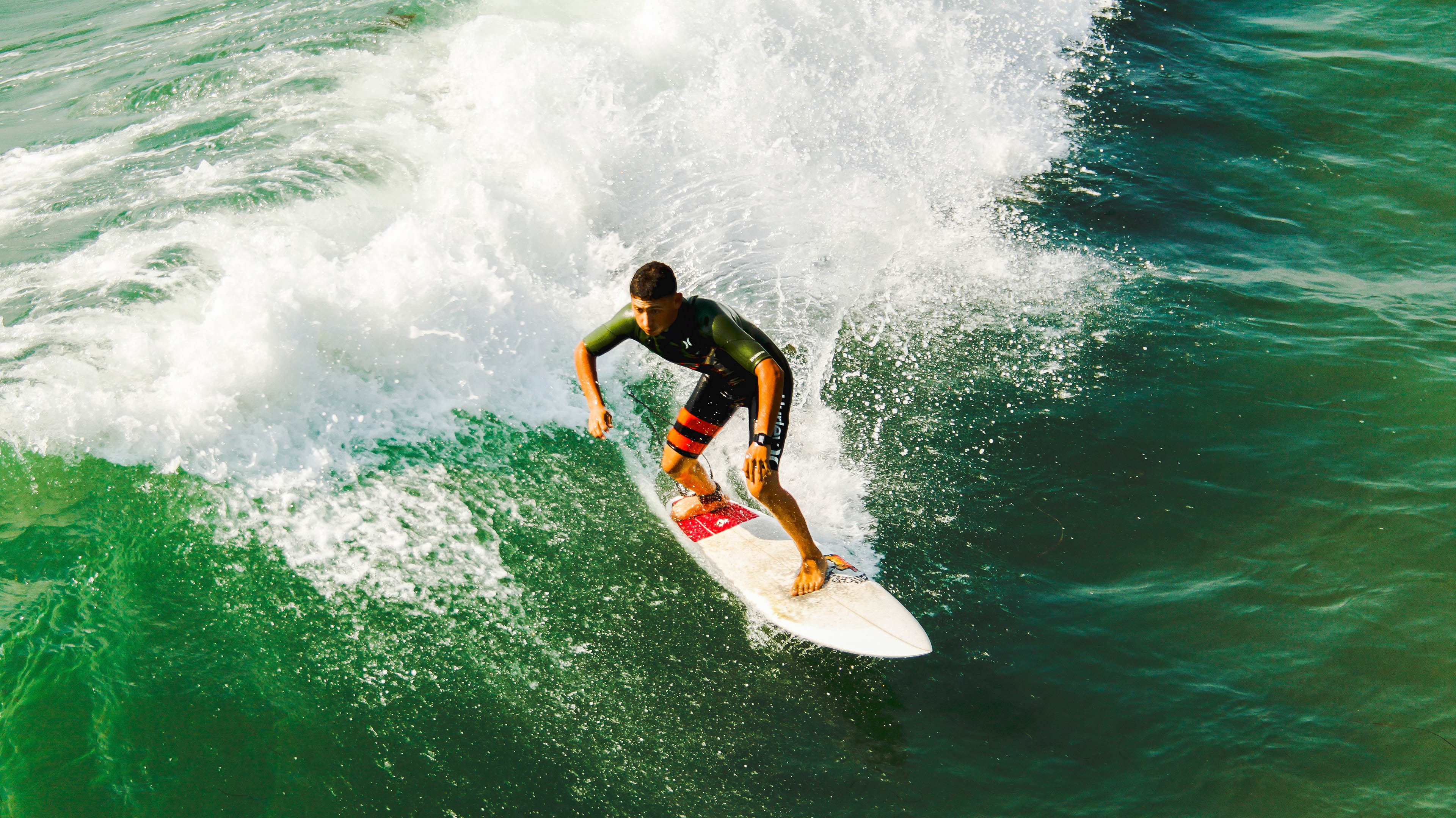跨界风暴,当雷霆稳稳跨界湖人,莫兰特在英超接管争冠赛